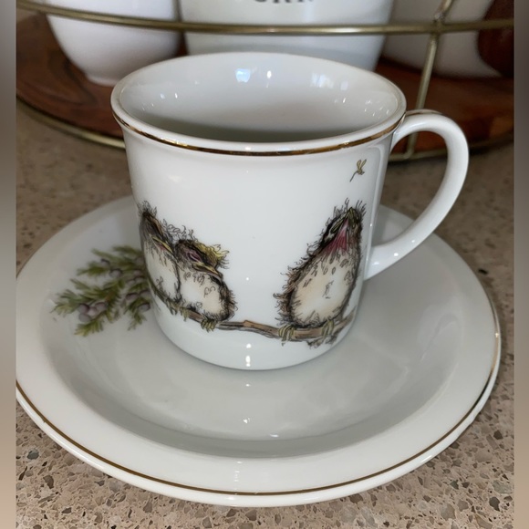 1977 Mary Mugg Demitasse Cup / Saucer Enesco Baby Birds VGUC - Picture 2 of 8